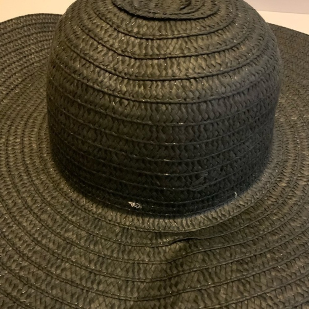 Beach hat - Picture 4 of 8